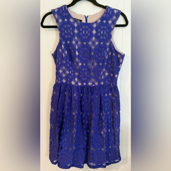 Ivy Blu Women’s Deep Royal Fit And Flare Floral Lined Dress Sz 6 - Picture 1 of 12